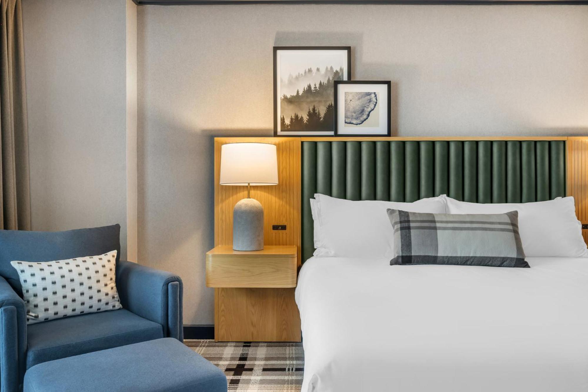 Hotel Omni Interlocken 4*