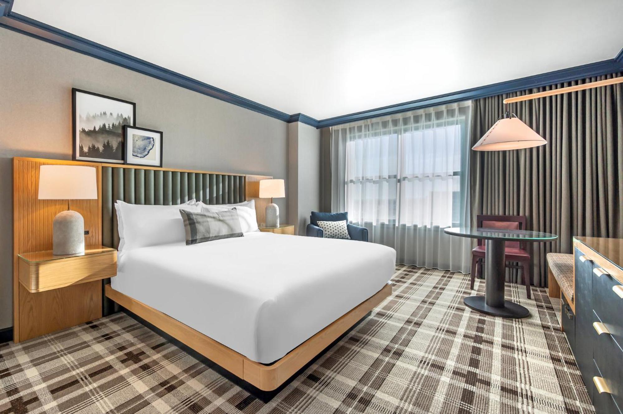 Omni Interlocken 4*