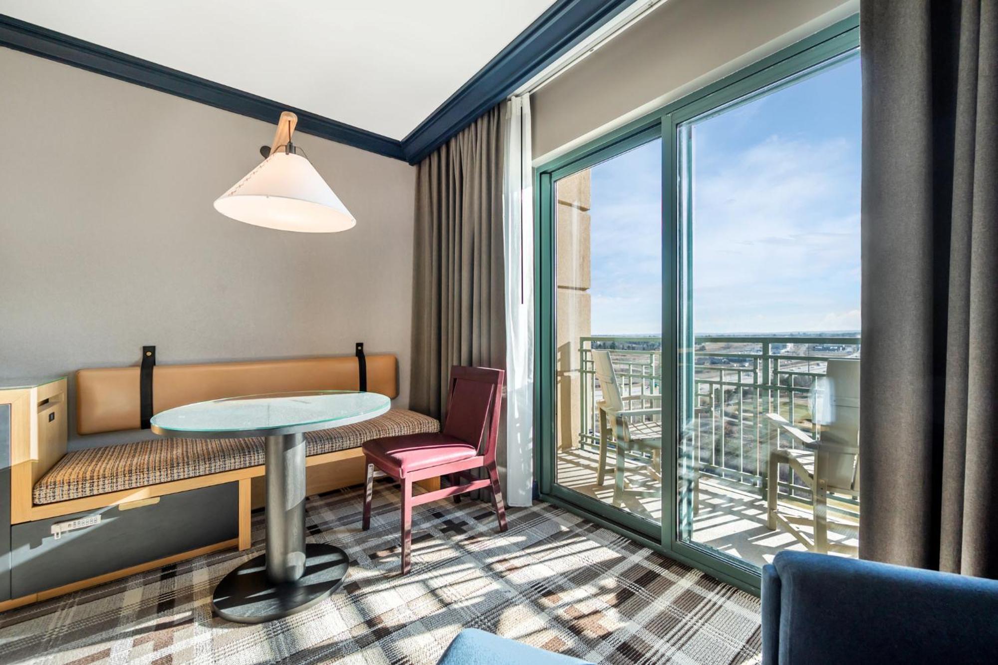 Hotel Omni Interlocken 4*