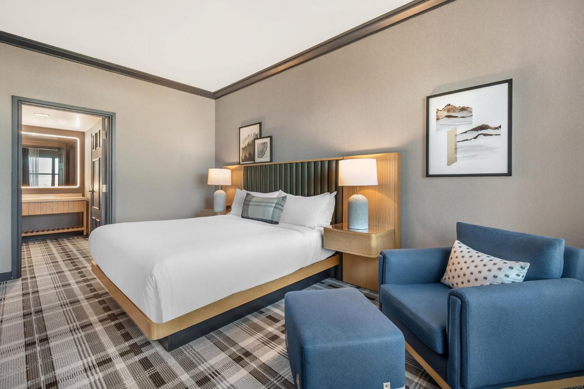 Hotel Omni Interlocken 4*