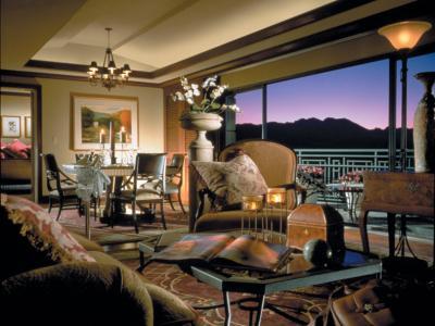 Hotel Omni Interlocken 4*